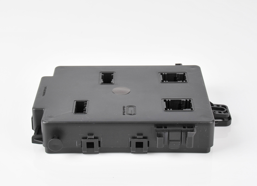 قاب ام یو ایکس (MUX) - محفظه مالتی پلكس